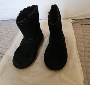 Almost New UGG Kids Boots in Black
